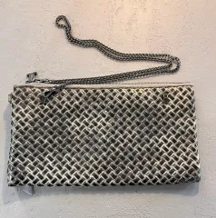 LANVIN COLLECTION ランバンコレクション チェーン クラッチバッグ シルバー/グレー