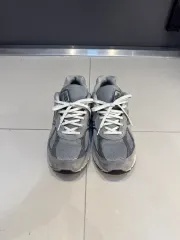 New Balance MADE IN THE USA 990v4 グレー 出品
