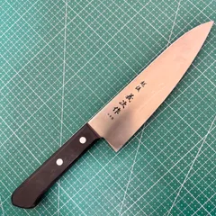 【片岡製作所】越後 義次作 三徳包丁★180mm★軽量100g★日本製★燕三条