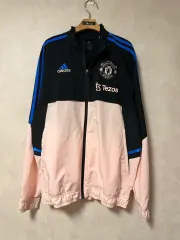 アディダス マウンテンパーカー