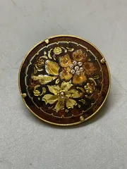 SN842 ia 刻印 ダマスキナード 象嵌 金 銅 ブローチ フラワー 花 スペイン Damasquinad vintage ヴィンテージ アンティーク