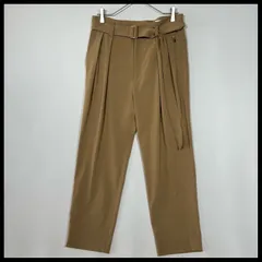 クルニ　CULLNI　ベルト２タックパンツ　ベルテッド　スラックスパンツ　ベージュのサムネイル