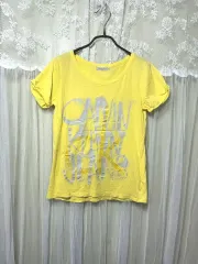 Calvin Klein Jeansの黄色 Tシャツ