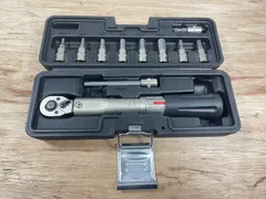 ■USED■CYCLISTS サイクリスト CT-T01 1/4インチ 3/4/5/6/8/10mm 5mm-L T20 T25 T30 ソケット トルクレンチ 専用収納ケース付   ロードバイク パーツ アクセサリー c0429