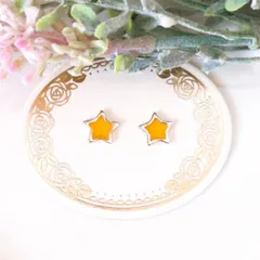 【特別価格】no.435　レジン　大人気　黄色　星型　小ぶり　ピアス　イヤリング　ハンドメイド