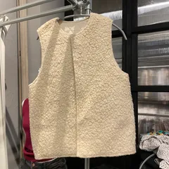 @ ヴェリテクール veritecoeur ２WAY　リバーシブル キルト キルティング ジレ ベスト レディースジレ レディースベスト ホワイト オフホワイト アイボリー 白 シロ White　ジャケット アウター 羽織　ノースリーブ