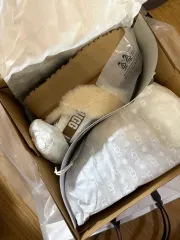 UGG アグ 펀케트 チェスナットカラー UGG フラットフォーム ブーツ