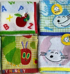 ハンカチ4枚セット