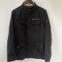 バーバリーブラックレーベル　ノバチェック　フィールドジャケット y2K 　L  ブラック　Ｍ-65 ナイロンジャケット　フード内蔵　ミリタリージャケット　スタンドカラー