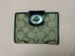 COACH 二つ折り財布 出品