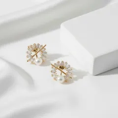 【上品＆高見えイヤリング】pearl bloom