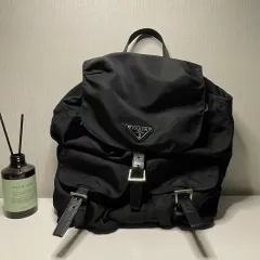 (正規品) PRADA サフィアーノ リナイロン バックパック ミディアムサイズ