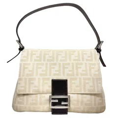 FENDI　フェンディ　バッグ　マンマ　ワンショルダー　ズッカ　レザー　キャンバス　ロゴ