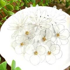 白い花々の髪飾り（10本セット）  ＊アメリカンフラワー ＊ディップフラワー ＊ヘッドドレス ＊成人式 ＊卒業式 ＊結婚式