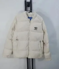 アディダス ダウン アイボリー ダウン アウター