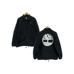 100 ティンバーランド シグネチャー バックロゴ ブラック コーチジャケット