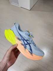 アシックス SUPERBLAST 2 パリ クール グレー セイフティー イエロー 285