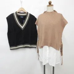 チコ Chico マイノリティー MINORITY アンサンブル ベスト 2枚セット ニットベスト ハイネック リボン インナーブラウス バンドカラー フレンチスリーブ Vネック  ベージュ 白 黒 ホワイト ブラック F M