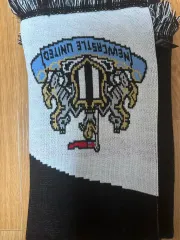 Newcastle マフラー 出品