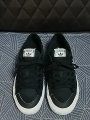 アディダス スニーカー 220