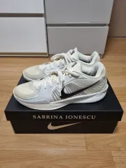 ナイキ サブリナ2 バスケシューズ m280(w285)