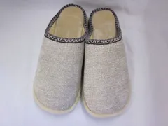 レディース  スリッパ　冬物   婦人用　女性用　室内履き   滑りにくい　ベージュ