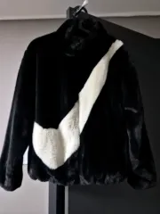 ナイキ ビックスウォッシュ ファージャケット