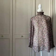 U ドゥクラッセ DoCLASSE 花柄 総柄 ブラウス シャツ トップス　レディース　blouse　shirt　Tops　ladies　シアー　透け感　長袖　お呼ばれ　デート　オフィスカジュアル　食事会