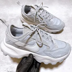 新品定価（参考） ¥17,930 ナイキ TC 7900 ウィメンズシューズ 22.5cm