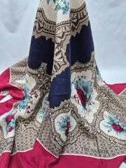 【used品】TRUSSARDI レディーススカーフ シルク100%