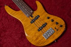 Item thumbnail for item a8ae6ab6-b146-4861-a51e-b3392d4e5048