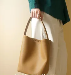 ハンドバッグ バケツ型 ショルダー レザー シンプル 2サイズ 3色