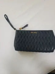 ミュウミュウ クラッチバッグ