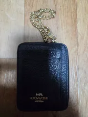 COACH コーチ ブラック カードウォレット + チェーン ストラップ