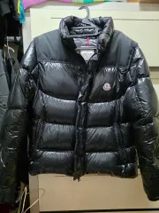 モンクレール ダウン（ベストとしても着用可） サイズ5