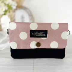 Dカン付き＊サコッシュにもなる通帳ケース／お薬手帳・カード収納 マルチポーチ（ピンクドット）