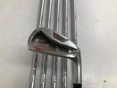 Item thumbnail for item 9dd8b43e-36e9-4aca-a85a-6c14a3eebd46