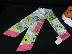 エルメス ツイリー 万国博覧会 ピンク - メルカリ