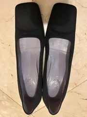 グッチ　黒パンプス