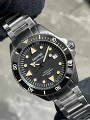 Item thumbnail for item 3016c0b9-77df-4c7d-bd9f-26f5e0b67aa6