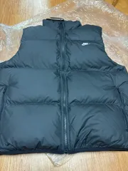 25年 NIKE サーマフィット ダウンベスト 出品 タグ付き新品 179,000円