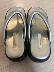 レディース シルバー 厚底 ビーチサンダル (7cm) 23.5cm サイズ 傷なし 良好 18,000ウォン