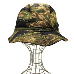 Item thumbnail for item 9482e083-930e-4529-9d66-6e1f361bca15