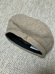VARZAR スタッズ ロゴ ウール ベレー帽 ベージュ