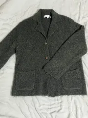 UNIQLO イネス・ド・ラ・フレサンジュ カラ ブークレカーディガン