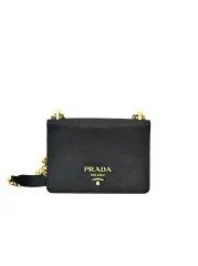 PRADA サフィアーノ チェーンバッグ(正規品)