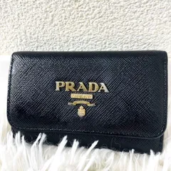 プラダ　PRADA 4連キーケース　キーリング　サフィアーノ　ブラック　レザー