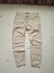 ザラ ベージュ ジョガーパンツ