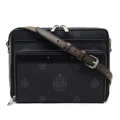 2026年最新】Berluti ショルダーバッグの人気アイテム - メルカリ