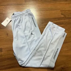 新品 NIKE ジョーダン トレーニングパンツ(L)
